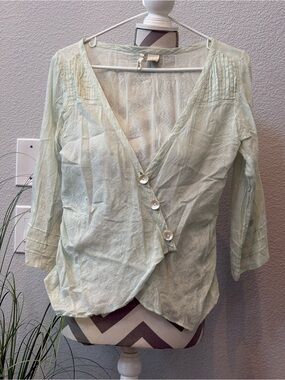 O’Neil Light Green Women’s Wrap Button Top